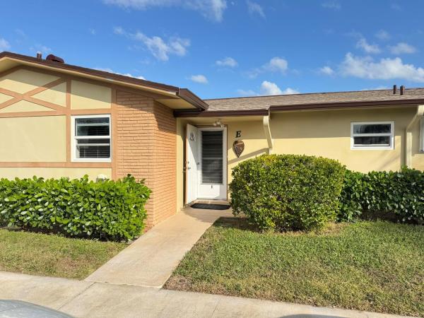 Crosley At Cresthaven Villas, 2822 Crosley Dr #E, West Palm Beach, Florida 33415, image 1