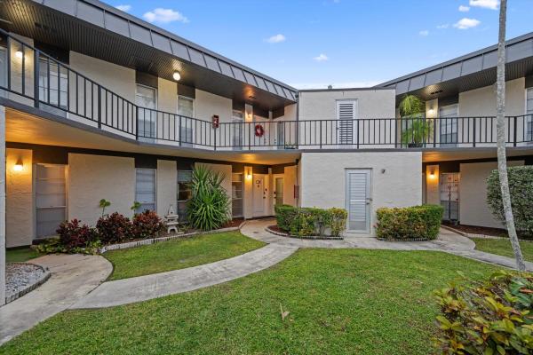 Greenway Village North, 2 Greenway Vlg #109, Royal Palm Beach, Florida 33411, image 1
