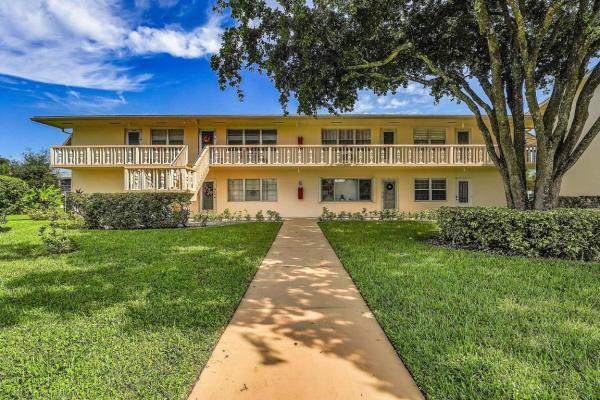 Coventry At Century Village, 112 Coventry E, West Palm Beach, Florida 33417, image 3