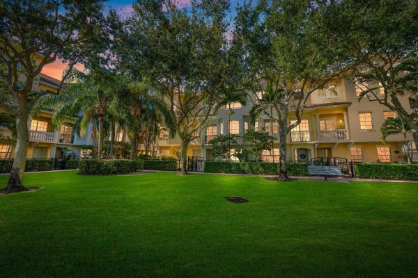 Harbour Oaks, 2410 San Pietro Cir, Palm Beach Gardens, Florida 33410, image 1