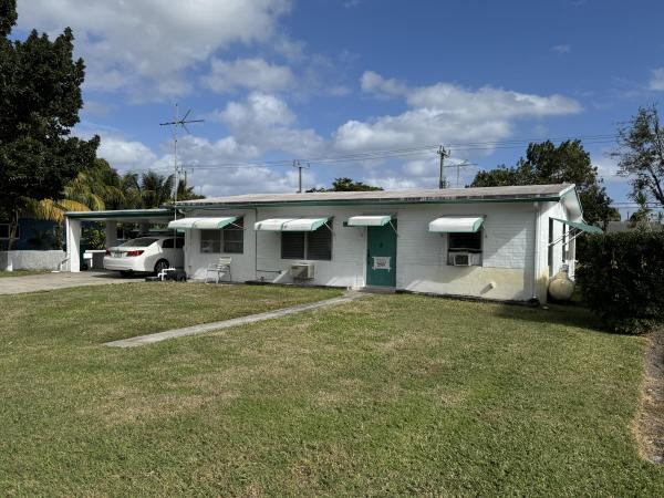 Laurel Hills, 910 NW 8th St, Boynton Beach, Florida 33426, image 1