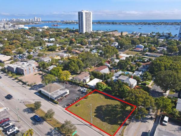 Northwood Harbor, 5200 Broadway, West Palm Beach, Florida 33407, image 2