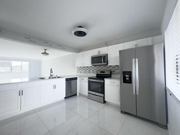Eaton At The Hamptons West, 8040 Hampton Blvd #406, North Lauderdale, Florida 33068, image 1