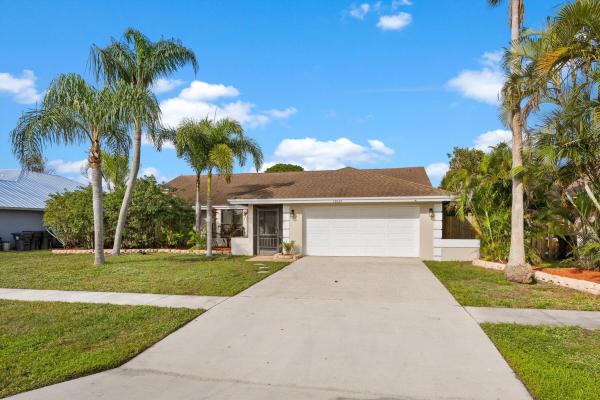 Sugar Pond Manor, 13834 Geranium Pl, Wellington, Florida 33414, image 1