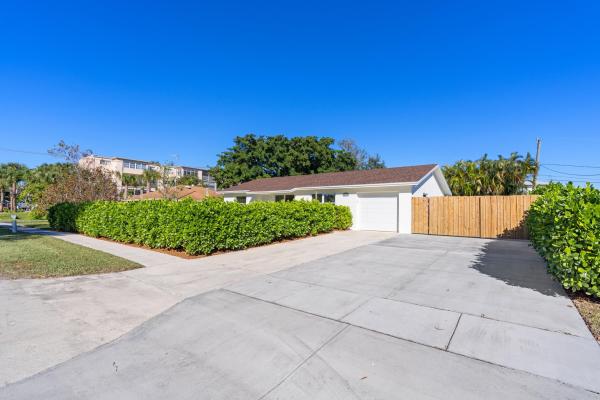 Frost Park, 3227 Lillian Rd, Palm Springs, Florida 33406, image 1