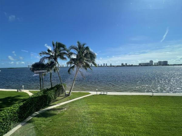 Lake Harbour Towers, 401 Lake Shore Dr #301, Lake Park, Florida 33403, image 1