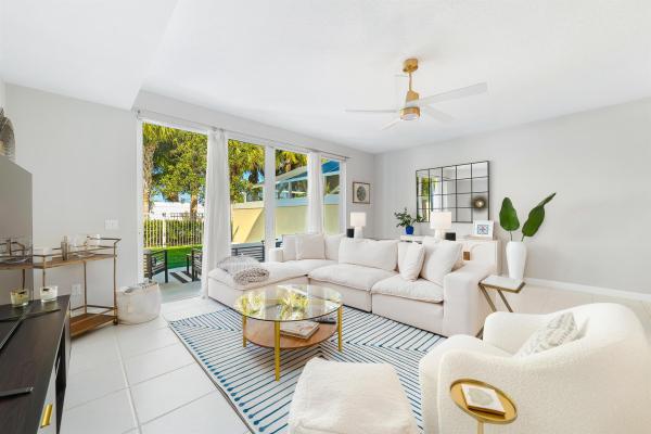 Catalina Lakes, 478 Capistrano Dr, Palm Beach Gardens, Florida 33410, image 1