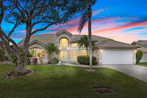 Queens Cove, 131 Queens Rd, Fort Pierce, Florida 34949, image 1