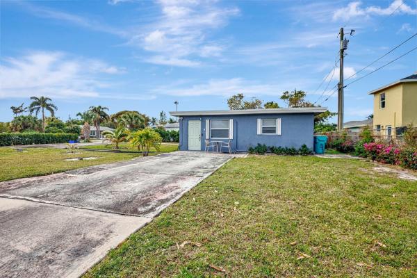Cherry Hills, 407 NW 11th Ave #A, Boynton Beach, Florida 33435, image 1