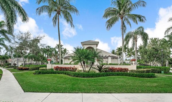 Manchester Lakes Estates At Wycliffe, 10760 Northgreen Dr, Lake Worth, Florida 33449, image 1
