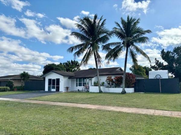 Palm Beach Colony, 948 Hibiscus Dr, Royal Palm Beach, Florida 33411, image 1