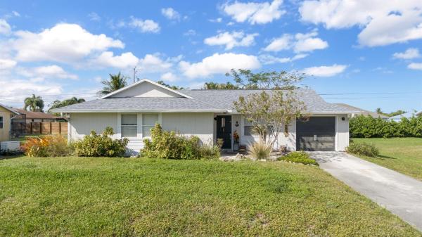 Southbend Lakes Estates, 454 SE Cork Rd, Port St. Lucie, Florida 34984, image 1