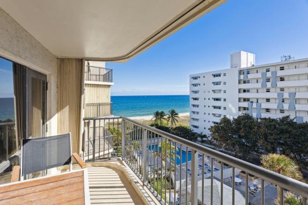 Hampton Beach Club, 1800 S Ocean Blvd #604, Lauderdale By The Sea, Florida 33062, image 1