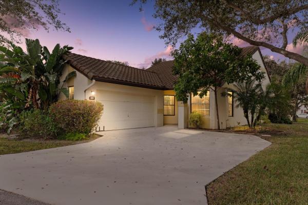 Windwood, 387 Driftwood Ter, Boca Raton, Florida 33431, image 1