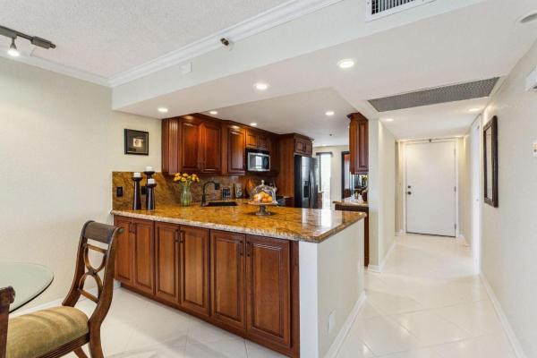 Boca Bayou, 21 Royal Palm Way #606, Boca Raton, Florida 33432, image 1