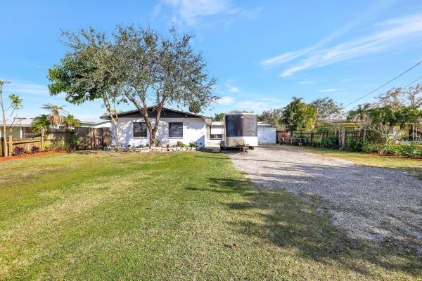 White City, 4580 Elm Ave, Fort Pierce, Florida 34982, image 1