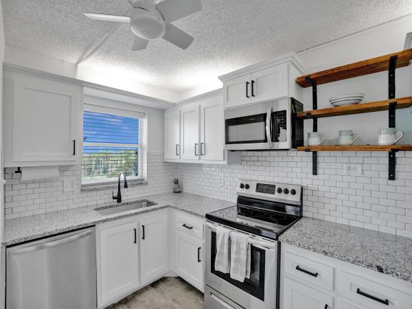 Imperial At Poinciana Place, 3959 Via Poinciana #502, Lake Worth Beach, Florida 33467, image 1