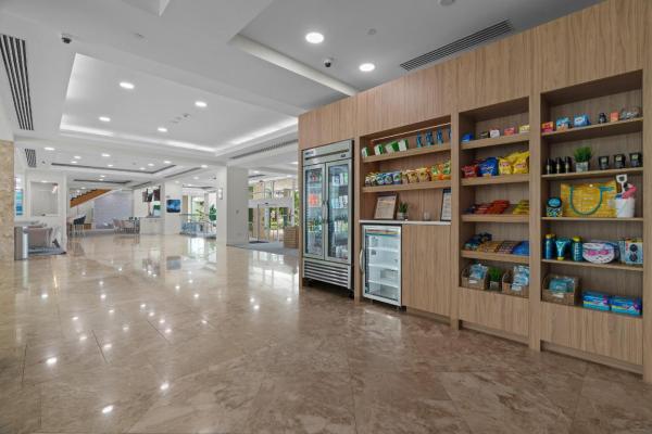 Gallery One, 2670 E Sunrise Blvd #1226, Fort Lauderdale, Florida 33304, image 1