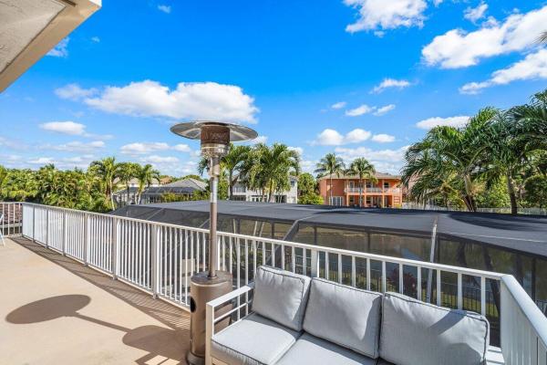 Walden, 2237 Ridgewood Cir, Royal Palm Beach, Florida 33411, image 2