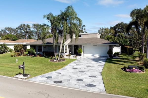 Eastpointe Country Club, 13650 Crosspointe Dr, Palm Beach Gardens, Florida 33418, image 1