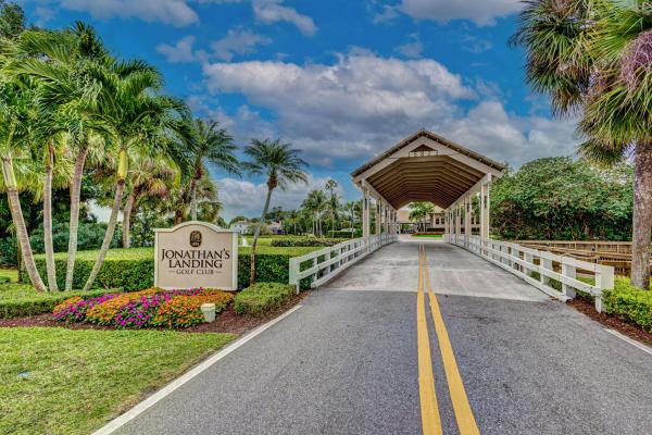 Baytowne Of Jonathan's Landing, 17020 Bay St, Jupiter, Florida 33477, image 1