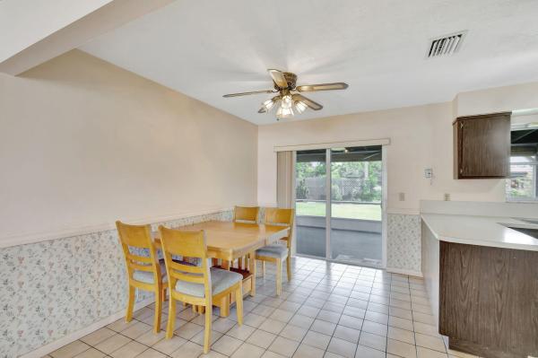 Greenbrier, 4098 Sussex Ave, Lake Worth, Florida 33461, image 2