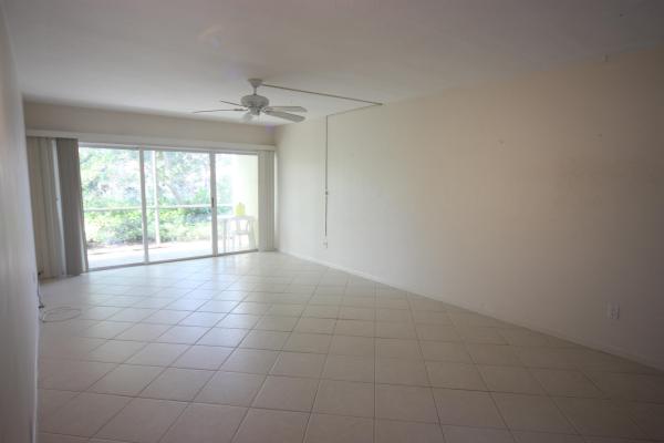 Blair House East, 91 Willow Rd #104, Tequesta, Florida 33469, image 3