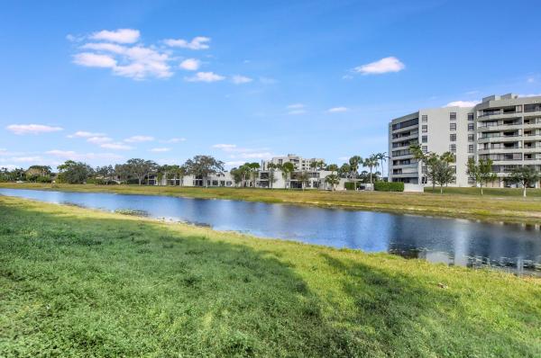 Fairway Village, 6355 Toulon Dr, Boca Raton, Florida 33433, image 1
