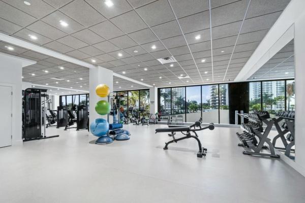 Lake Point Tower, 100 Lakeshore Dr #252, North Palm Beach, Florida 33408, image 1