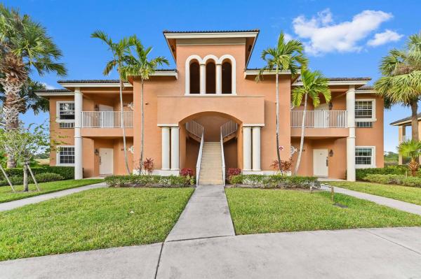 Castle Pines, 8276 Mulligan Cir #2512, Port St. Lucie, Florida 34986, image 1