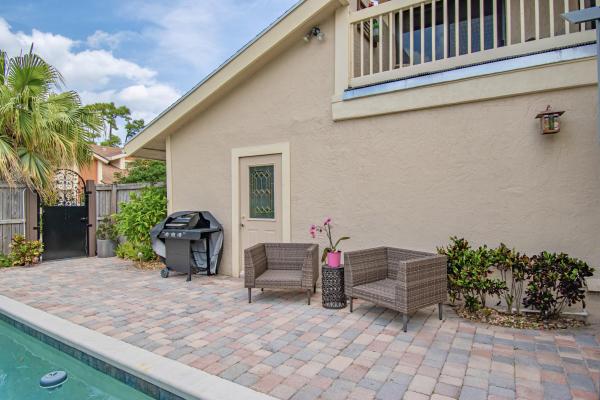 Sierra Del Mar, 7634 Sierra Dr W, Boca Raton, Florida 33433, image 1