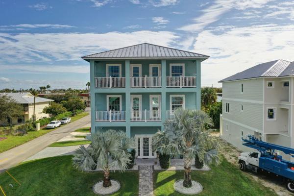 Fort Pierce Beach, 1181 Binney Dr, Fort Pierce, Florida 34949, image 1