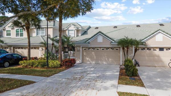 Harbour Isles At Lake Charles, 1657 SW Harbour Isles Cir #21, Port St. Lucie, Florida 34986, image 1