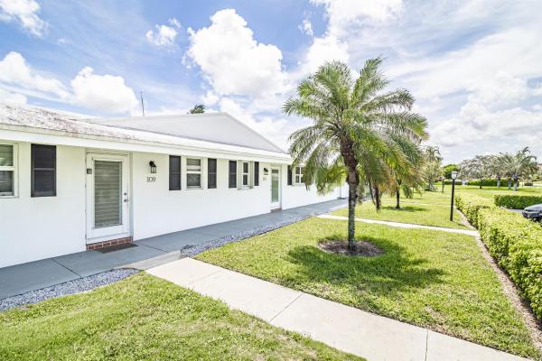 Leisureville Lake, 1802 Ocean Dr #109, Boynton Beach, Florida 33426, image 1