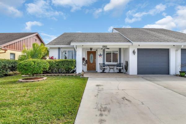 Channing Villas Of Wellington, 11965 Suellen Cir, Wellington, Florida 33414, image 1