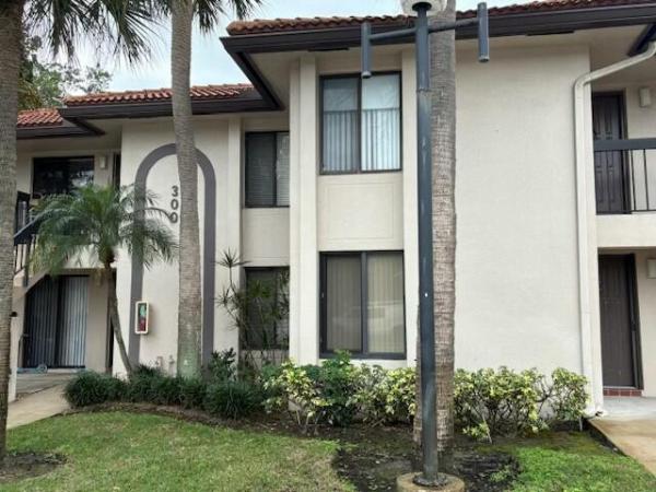 San Remo Golf & Tennis Club, 300 E Club Cir #207, Boca Raton, Florida 33487, image 1