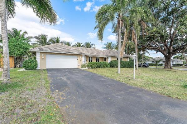 Paradise Palms, 2101 Park Pl, Boca Raton, Florida 33486, image 1
