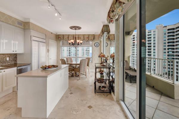 Toscana West Tower, 3720 S Ocean Blvd #1001, Highland Beach, Florida 33487, image 2