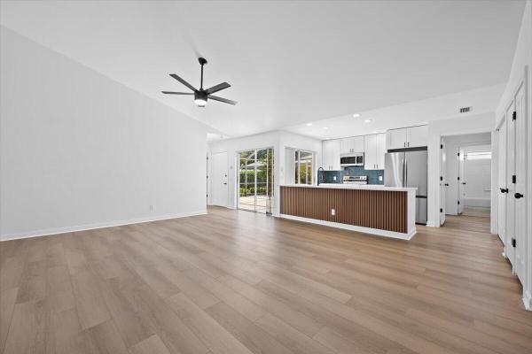 Sun Terrace At Lake Catherine, 2904 Lakemont Ct, Palm Beach Gardens, Florida 33403, image 2