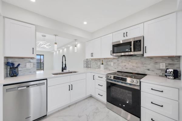 Huntington Lakes 5, 7290 Kinghurst Dr #709, Delray Beach, Florida 33446, image 1