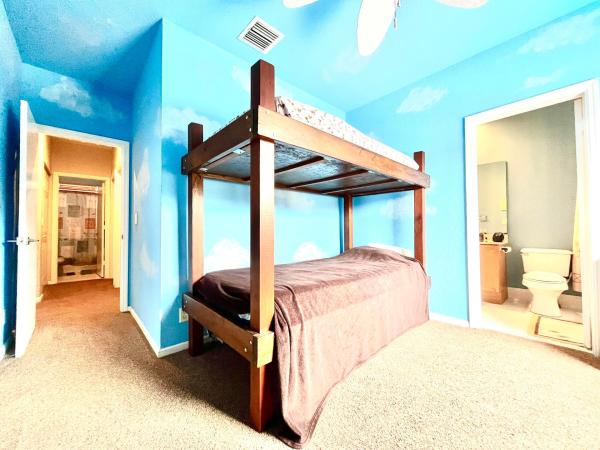 Superior At Lakes Of Laguna, 5012 Victoria Cir, West Palm Beach, Florida 33409, image 1