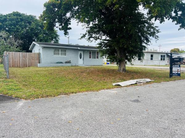 Plantation Village, 1605 Plantation Dr, West Palm Beach, Florida 33417, image 1