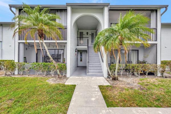 The Palm Club, 1003 Green Pine Blvd #C1, West Palm Beach, Florida 33409, image 1