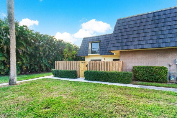 Cherry Lane Townhomes, 4616 Cherry Rd, West Palm Beach, Florida 33417, image 1