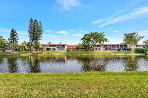 Dorchester At Century Village, 186 Dorchester H, West Palm Beach, Florida 33417, image 3