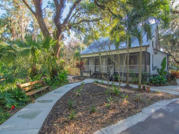 White City, 4680 Sunrise Blvd, Fort Pierce, Florida 34982, image 1