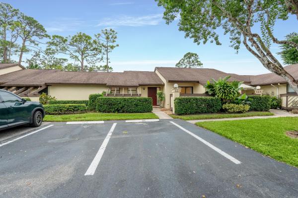 Strathmore Gate, 123 Manchineel Ct, Royal Palm Beach, Florida 33411, image 2