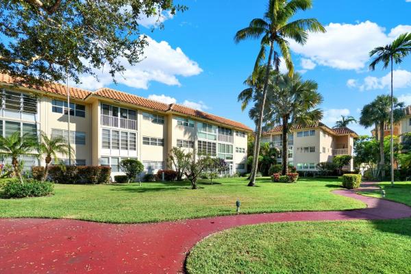 Boca Verde East, 400 NE 20th St #B206, Boca Raton, Florida 33431, image 3