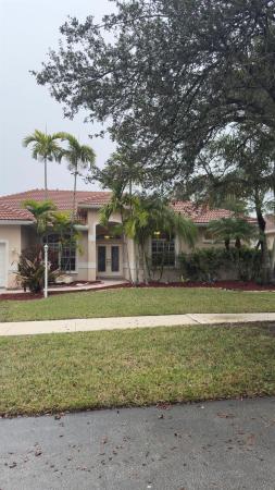 Stoneridge Lake Estates, 16247 Mariposa Cir, Pembroke Pines, Florida 33331, image 1
