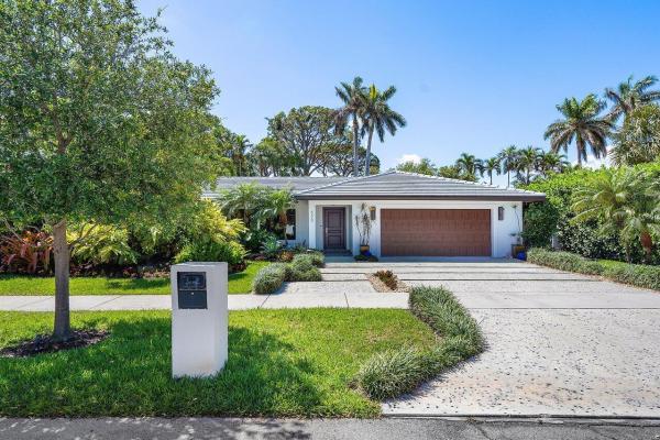 Dingman Acres, 520 Silver Ln, Boca Raton, Florida 33432, image 1